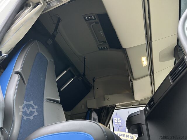 Estándar-SZM Volvo FH 500 Globetrotter XL / Tacho V2 / Stand Klima...