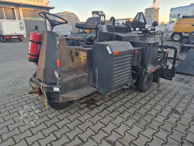 Extendedora de asfalto Savalco HM10HD