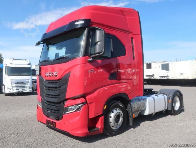 Tractora standard Iveco S-Way 460 Intrader Kompressor Standklima