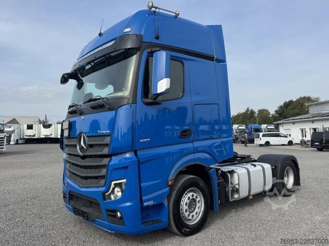 Standardne veomasin Mercedes-Benz 1851 LS Actros Gigaspace 2 x PTO Retarder Standkli