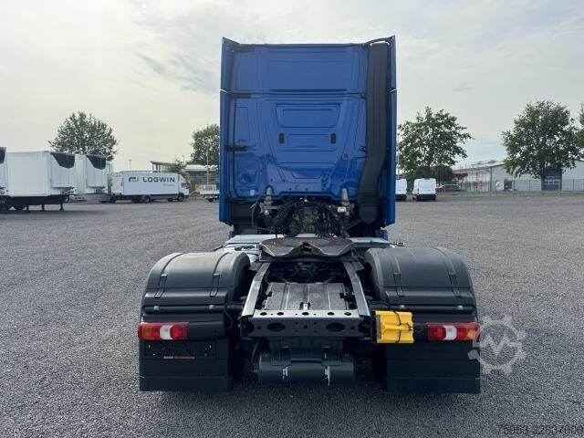 Standardne veomasin Mercedes-Benz 1851 LS Actros Gigaspace 2 x PTO Retarder Standkli