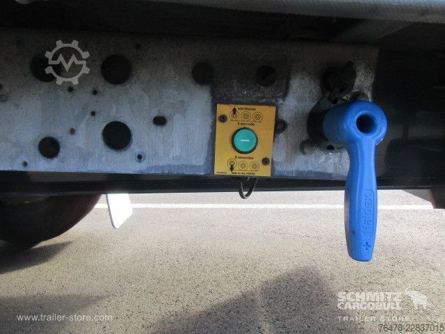 Åpen semitrailer med presenning Fruehauf Curtainsider Standard
