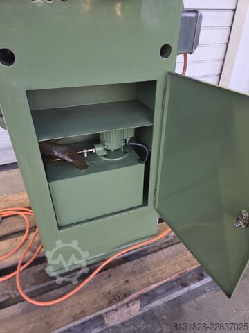 Rovinná bruska Degen FSM300E