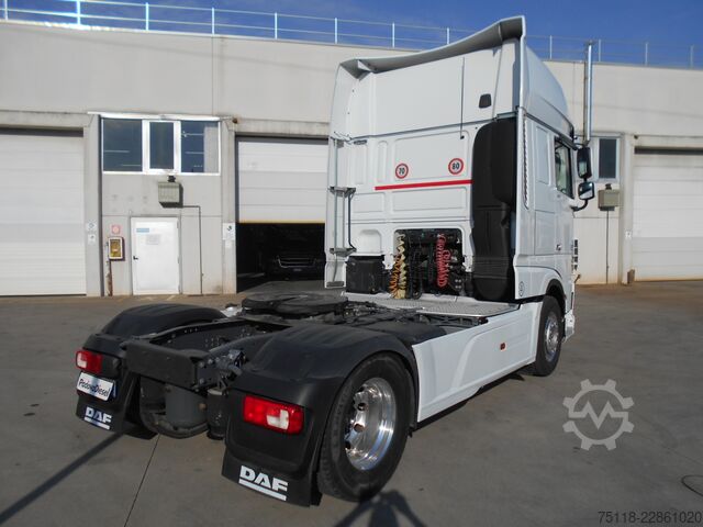 Cap tractor standard DAF XF 510