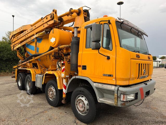 Concrete pump truck Astra HD7 84.42