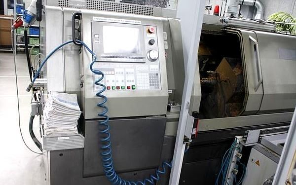 Centro de torneado y fresado CNC BOLEY BE 42