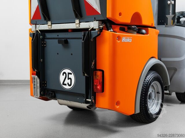  Hako Citymaster 600 - 2014y - 179h - Diesel