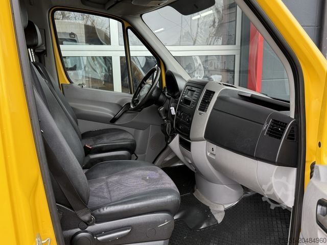 Pritschenwagen MERCEDES-BENZ Sprinter 311 CDI DoKa 6-Sitzer 2,7m Pritsche AHK
