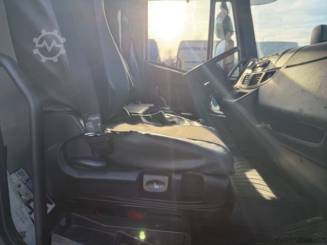 Flatbed truck with tarp IVECO Eurocargo 190EL32/P Schiebeplane E6 LBW 2200kg