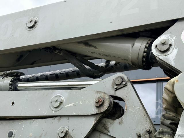 Betonpumpen-LKW MERCEDES-BENZ ACTROS 2646 6x4 Betonpumpe PUTZMEISTER BSF 36 M