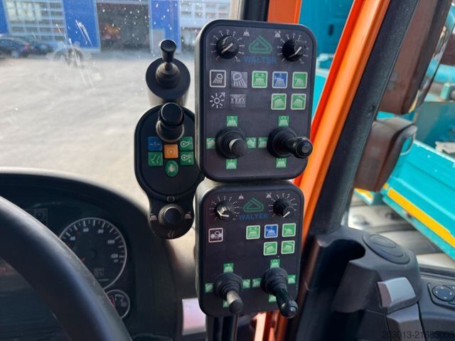 Ielu tīrīšanas mašīna MAN TGM 18.340 HD Kehrmaschine SCARAB Magnum 8,2 m³