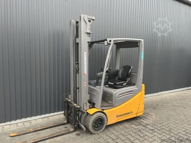 Sähkökäyttöinen 3 -pyöräinen trukki Jungheinrich EFG216k