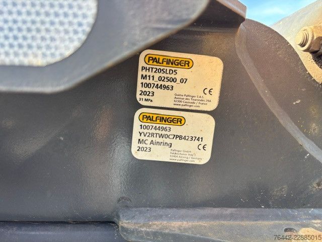 รถบรรทุกขนถ่ายตู้คอนเทนเนอร์แบบตะขอ (roll-off) VOLVO FH420-6X2/4-MOTORSEITIG-KFZ BRIEF-TOP