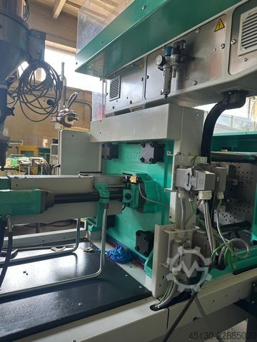 เครื่องฉีดขึ้นรูป Arburg 420C 1000-290 e²