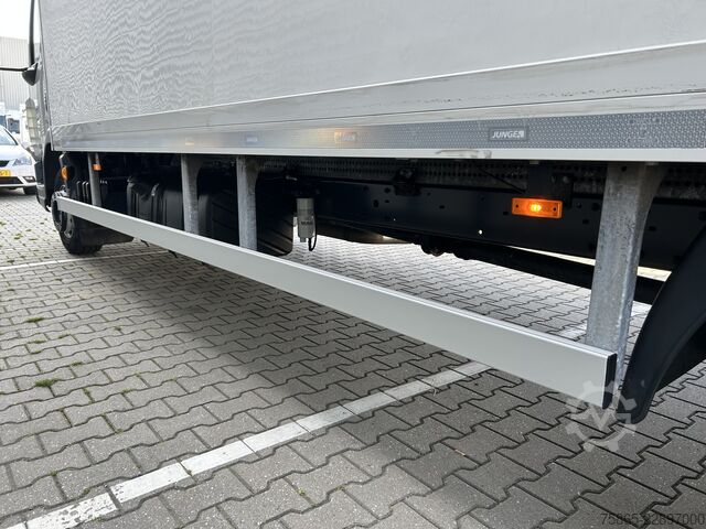 Valiză DAF LF 180 FA / 12 Ton / 2022 / Box / Laadklep / AP...