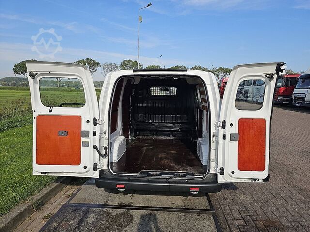 Camioneta familiar de techo alto NISSAN E-NV200 L1 NAP 200KM WLTP
