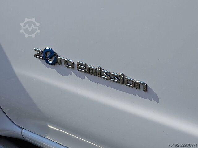 Camioneta familiar de techo alto NISSAN E-NV200 L1 NAP 200KM WLTP
