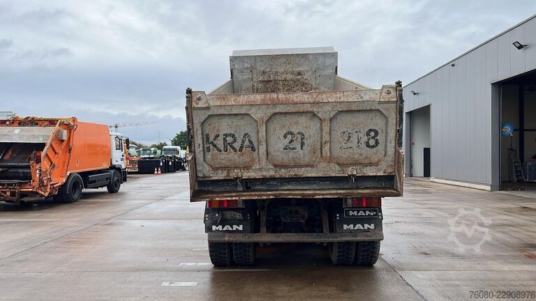 Volquete de 3 lados MAN 33.463 (STEEL SUSP. / CLEAN TRUCK / GOOD TYRES ...