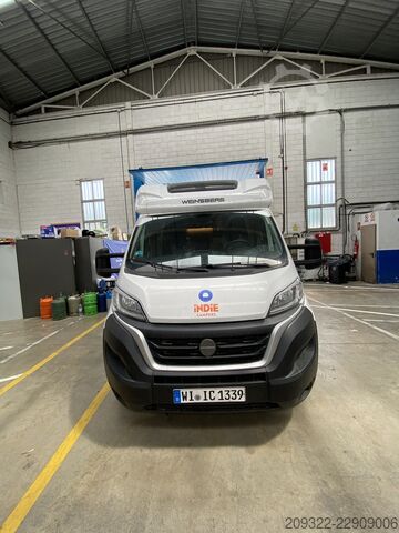 Poluintegrisani kamper Fiat Ducato Weinsberg Carasuite 650MF del 2024 | Cambio manuale | 5 posti lett