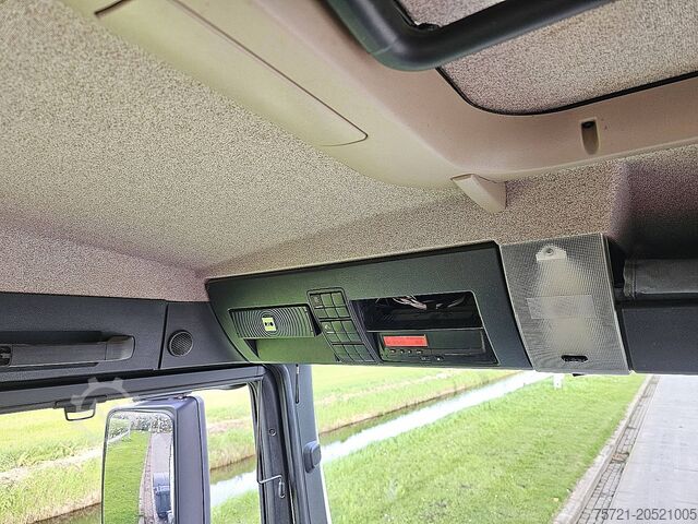 Padrão-SZM M.A.N. 18.420 TGS