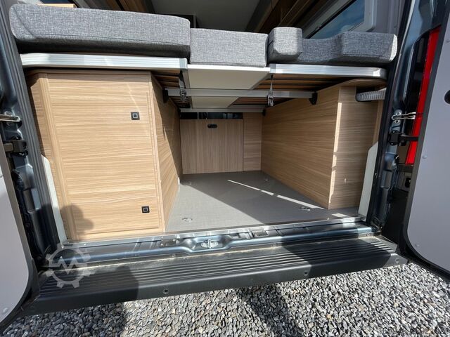 Kamper PÖSSL Summit Shine 600 L Elegance| Autom,Premium-Paket