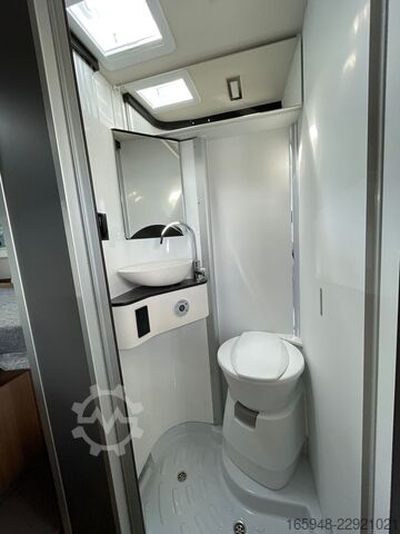 Kamper PÖSSL Summit Shine 600 L Elegance| Autom,Premium-Paket