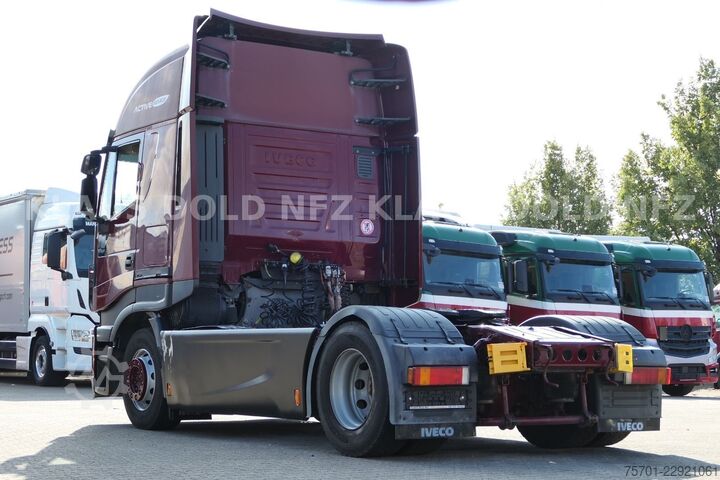 Standaard trekker IVECO Stralis 420 Hi-Way XL-Tank Kühlbox  Euro 6