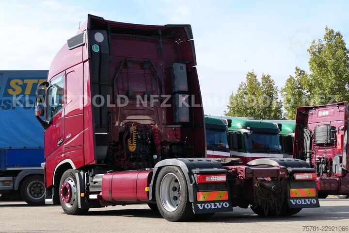 Volymdragbil VOLVO FH 460 Globetrotter 2-Tanks Euro 6