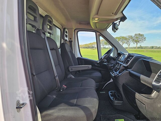 FIAT DUCATO 2.2 MJT 140 L3 con plataforma elevadora FIAT DUCATO 2.2 MJT 140 L3  LAADKLEP