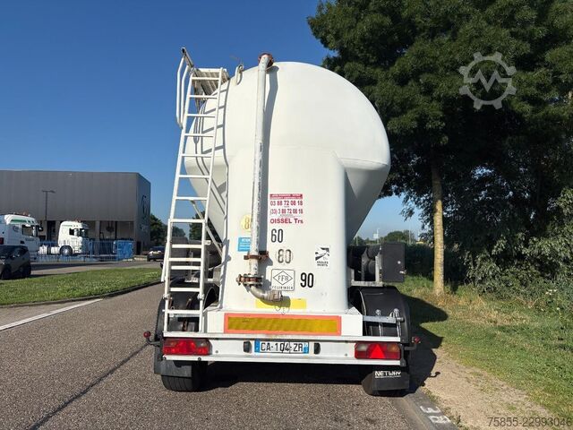Feldbinder Silo 40M3 / Ejes BPW / Frenos de disco LT4636 Feldbinder Silo 40M3 / BPW Axles / Discbrakes