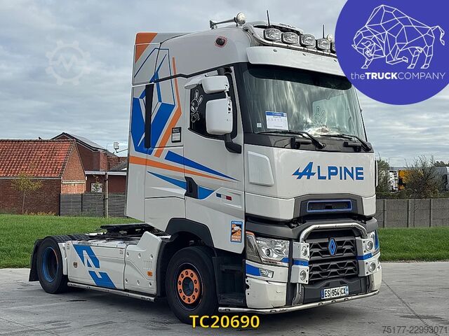  Renault T 520