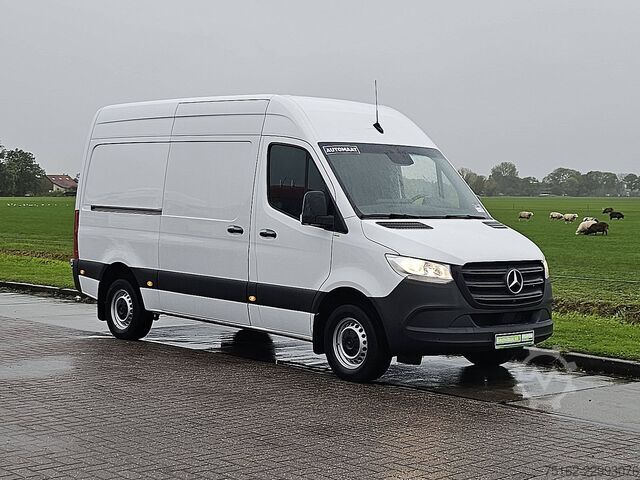 MERCEDES-BENZ SPRINTER 317 L2H2 RWD Automático Mbux Cámara 3 plazas Aire acondicionado Apple Carplay MERCEDES-BENZ SPRINTER 317 L2H2 RWD Automaat Mbux Camera 3 Zi...
