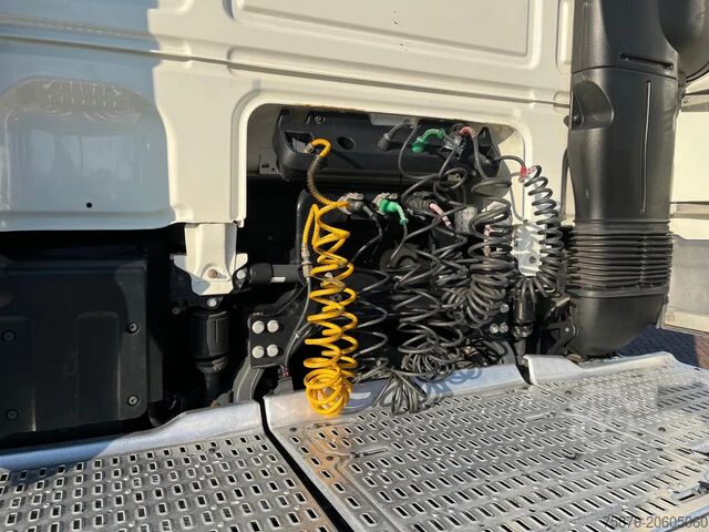 Štandard-SZM DAF XF 450 FT