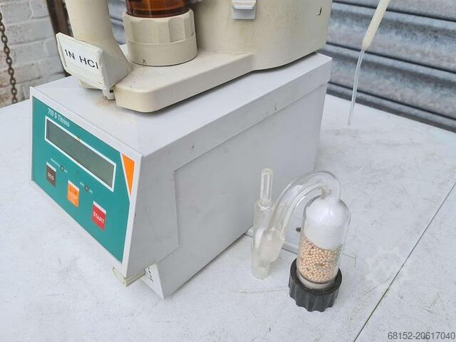 Metrohm 719S Titrino med 20 ml burette og 728 omrører. Metrohm 719S Titrino