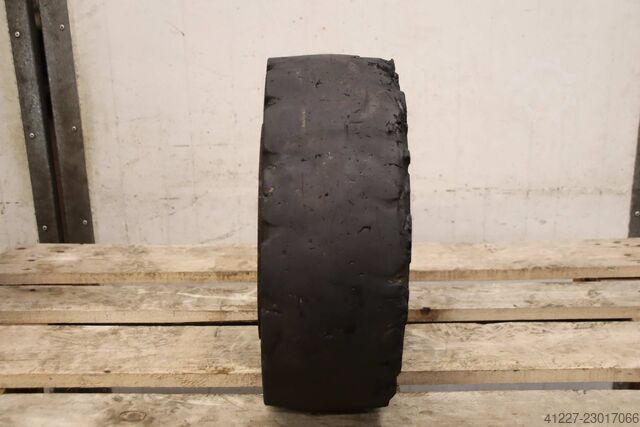 Vollgummi Reifen 2 Stück Phoenix Contact 18x7-8  GSV  4.33 R-8