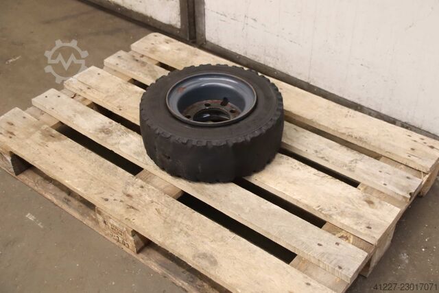  Gumasol 18x7-8  4.33 R-8