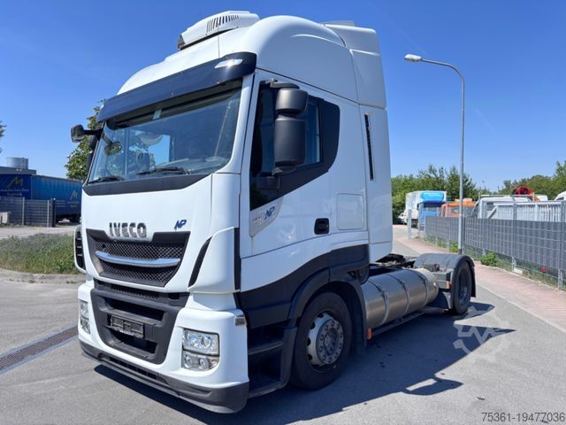 Cabeza tractora de gran volumen IVECO Stralis 460 LNG MEGA RETARDER Euro6