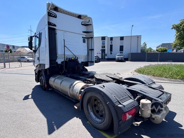 Влекач за голям обем IVECO Stralis 460 LNG MEGA RETARDER Euro6
