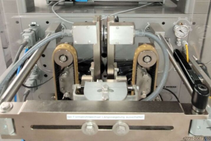 Maschine zum Formen, Füllen und Verschließen von Beuteln Rovema VPX 250 with SDX