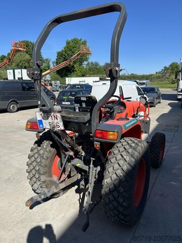 Компактный трактор Kubota L1-382 (5283)