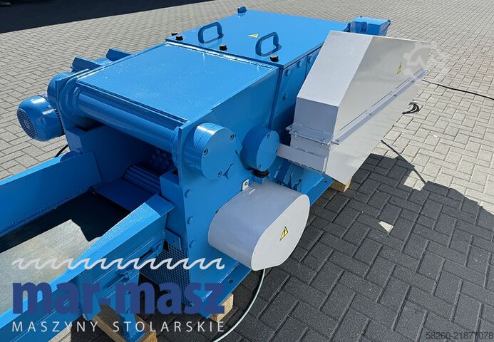 Houtversnipperaar / shredder met transportband Rudnick & Enners TH 150/400/3