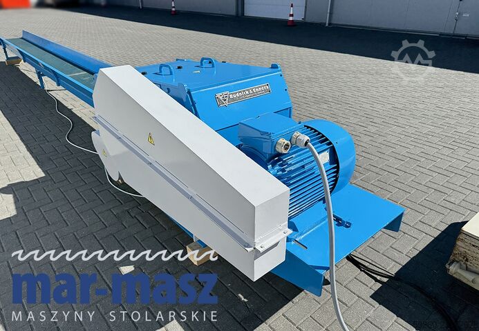 Houtversnipperaar / shredder met transportband Rudnick & Enners TH 150/400/3