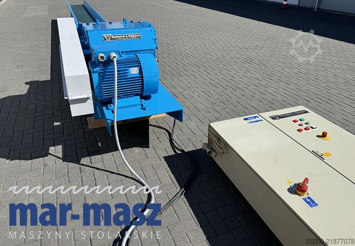 Houtversnipperaar / shredder met transportband Rudnick & Enners TH 150/400/3