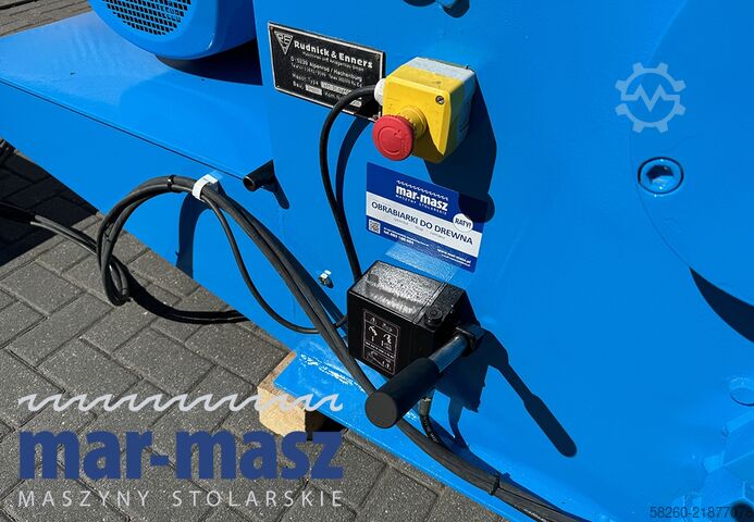 Houtversnipperaar / shredder met transportband Rudnick & Enners TH 150/400/3