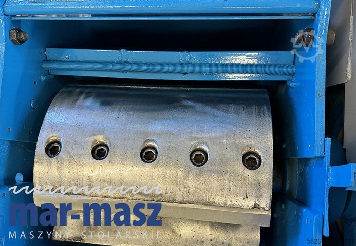 Houtversnipperaar / shredder met transportband Rudnick & Enners TH 150/400/3