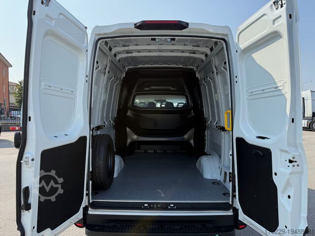 Van campuran Iveco DAILY 35-140