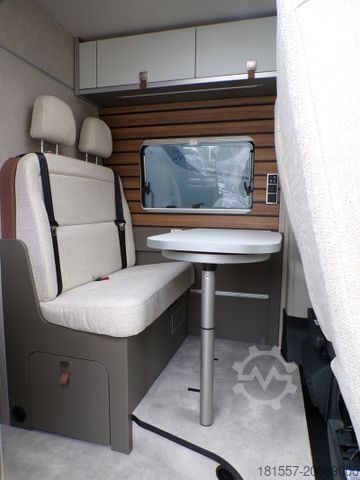 Camper HYMER/ERIBA Grand Canyon Fiat 180 PS Automatik, Navi/Kamera