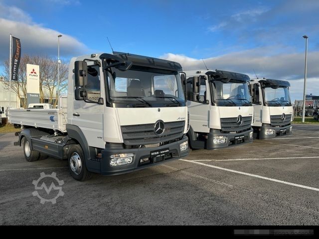 Furgone ribaltabile a tre lati MERCEDES-BENZ Atego 818 K 4x2 3-S.-Kipper+Klima+2xAHK+2100 km!