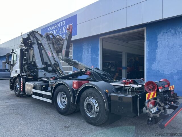 Camion ampliroll avec grue Iveco Stralis 480
