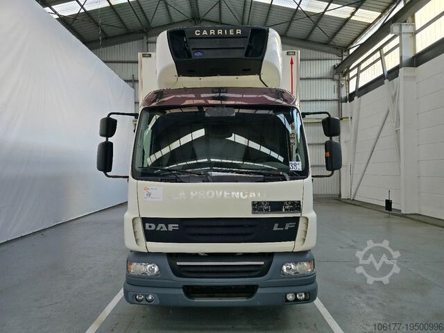 การขนส่งแช่เย็น/แช่แข็ง DAF LF 55.220 EURO 5 / CARRIER / MULTITEMPERATUUR /...